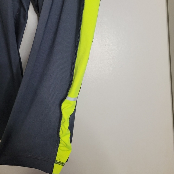 Danskin now fitted active pants - Picture 4 of 5